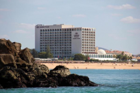  Crowne Plaza Vilamoura - Algarve, an IHG Hotel  Картейра